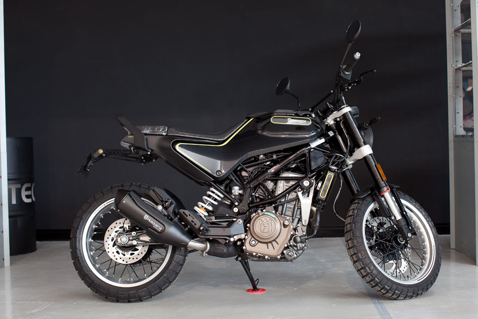 EVOTECH: accesorios para Husqvarna Vitpilen 401 / Svartpilen 401