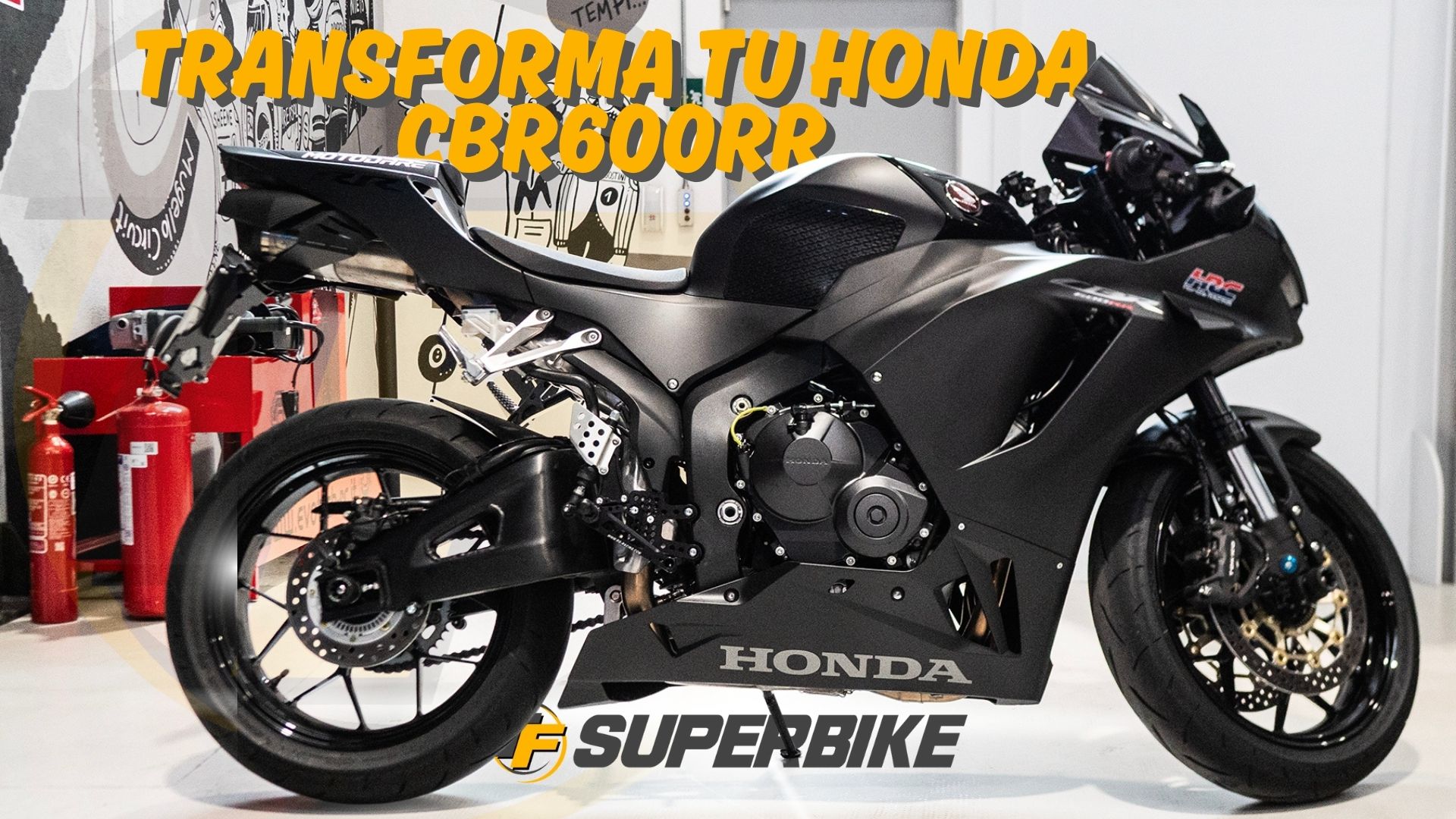 Transforma tu Honda CBR600RR: La guía de accesorios que buscabas