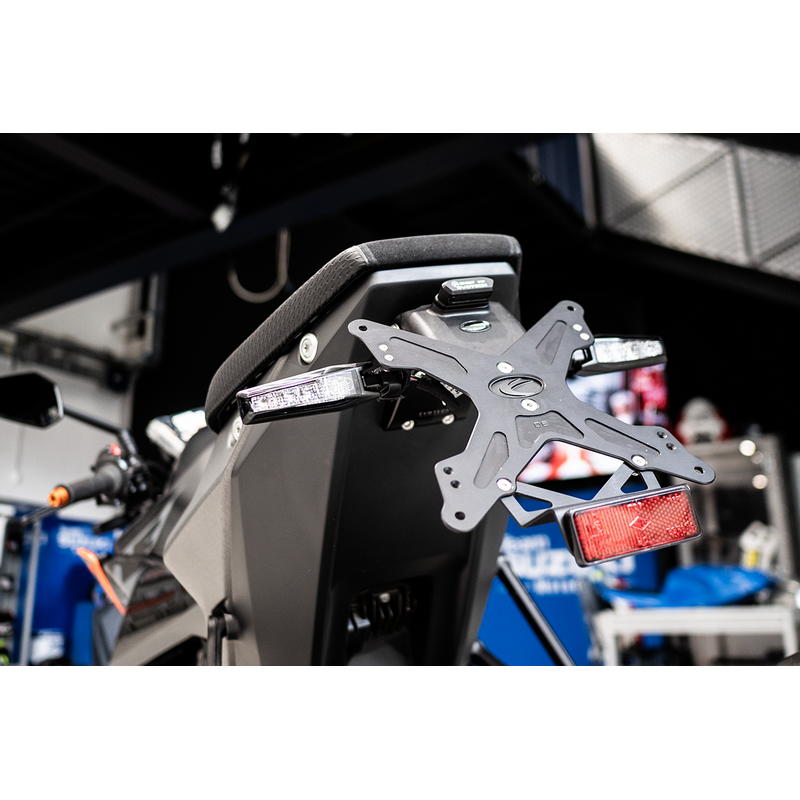 Porta matrícula KTM 1390 Superduke R 2024- / 990 Duke 2024- / 990 RC R