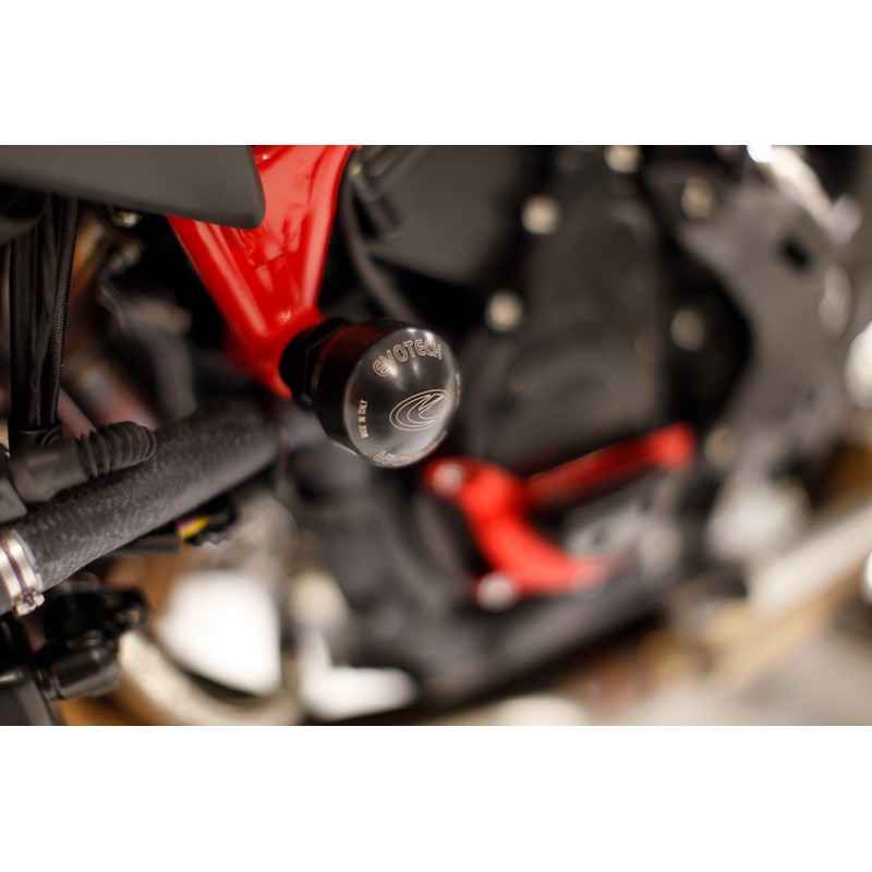 Protectores anti caída Defender MV Agusta Brutale 675 / 800 / Rivale / Dragster