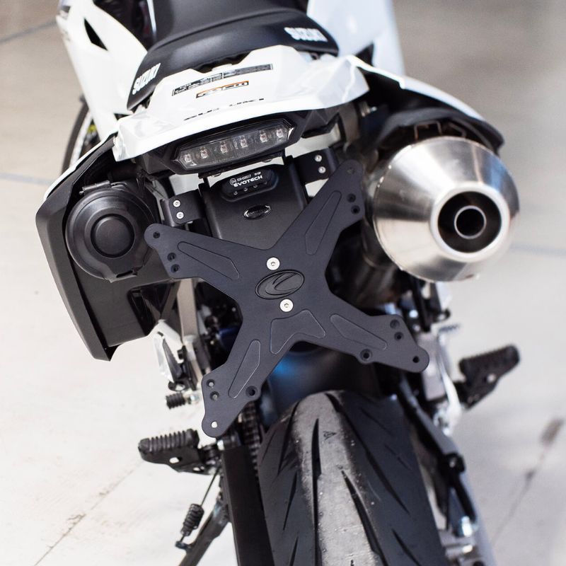 Porta matrícula Suzuki DR-Z4 SM 2025-2026