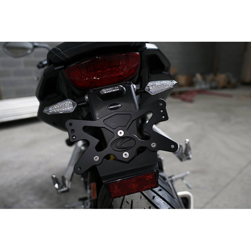 Porta matrícula Honda CB650R/CBR650R 2021-2024 / CB1000 Hornet 2025-