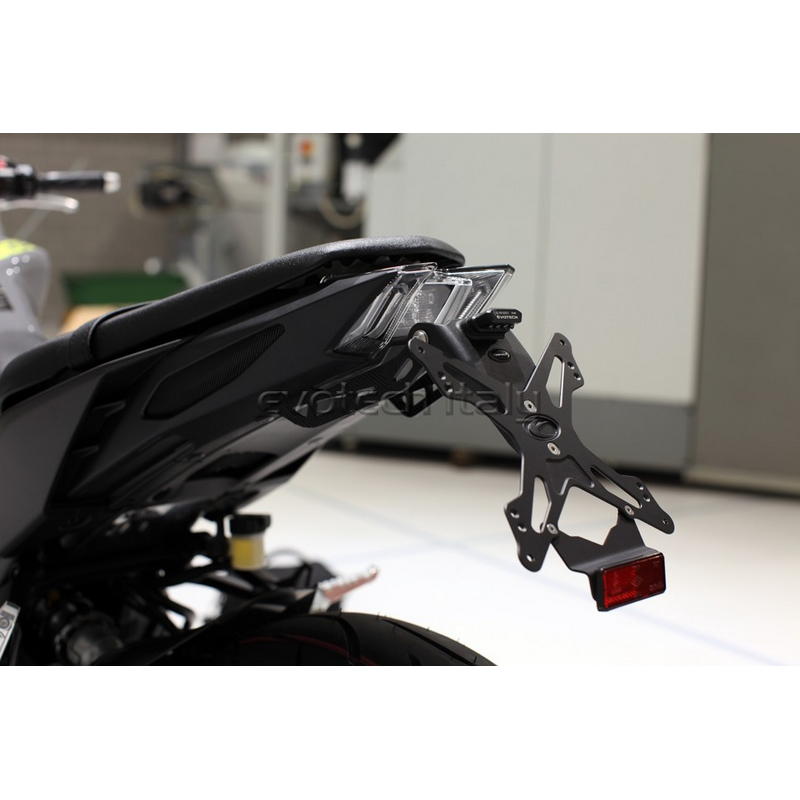 Porta matrícula Yamaha MT-09 2017-2020