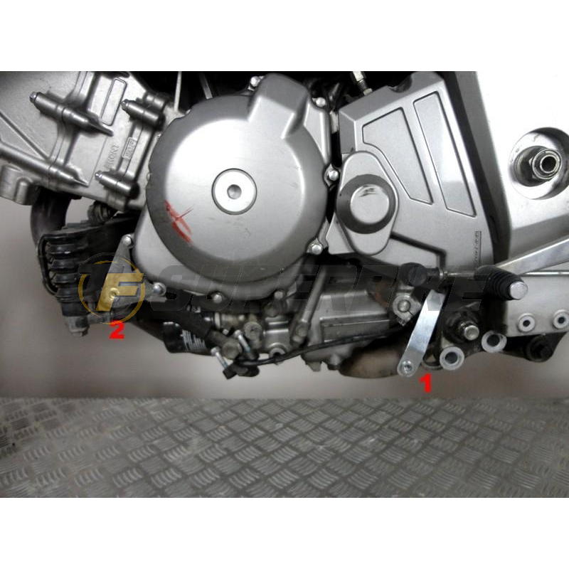 Kit de montaje para quilla racing Suzuki SV 650 N / S 2003-2015
