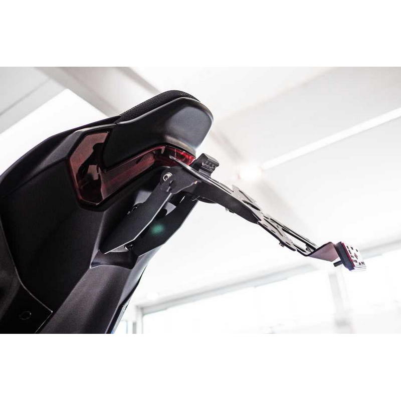 Porta matrícula Kawasaki Z900 2025-