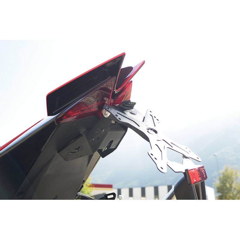 Porta matrícula Aprilia RSV4 2021-2026 / Tuono V4 2021-2026