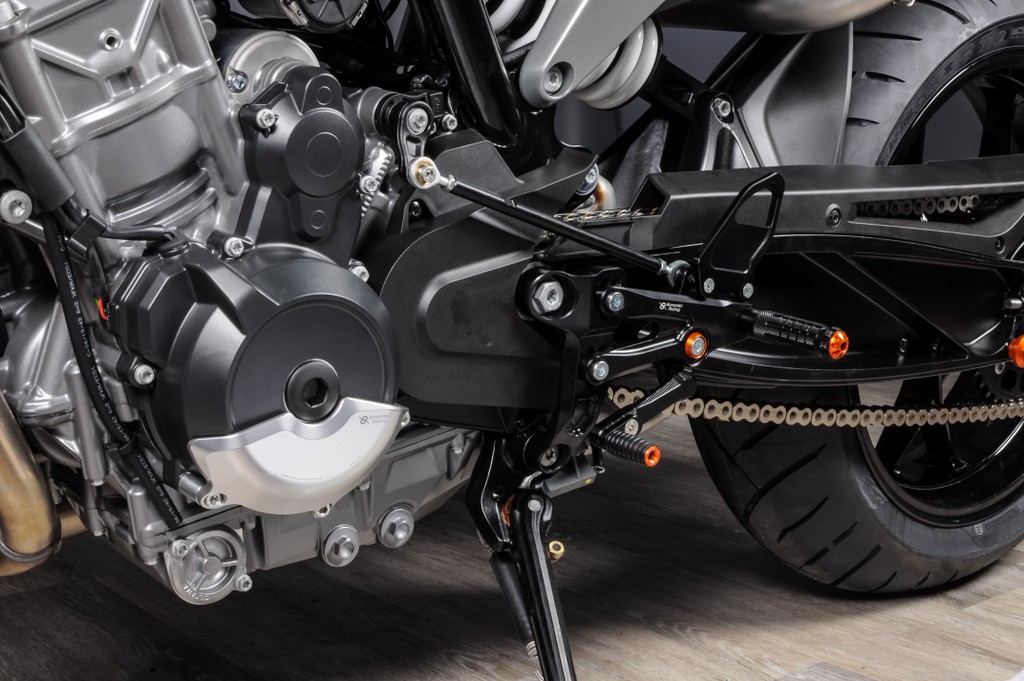 Estriberas regulables KTM 790 / 890 Duke 2018-2023