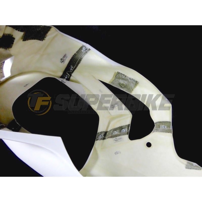 Servicio instalación 14 kits tornillería rápida en carenado Motoforza