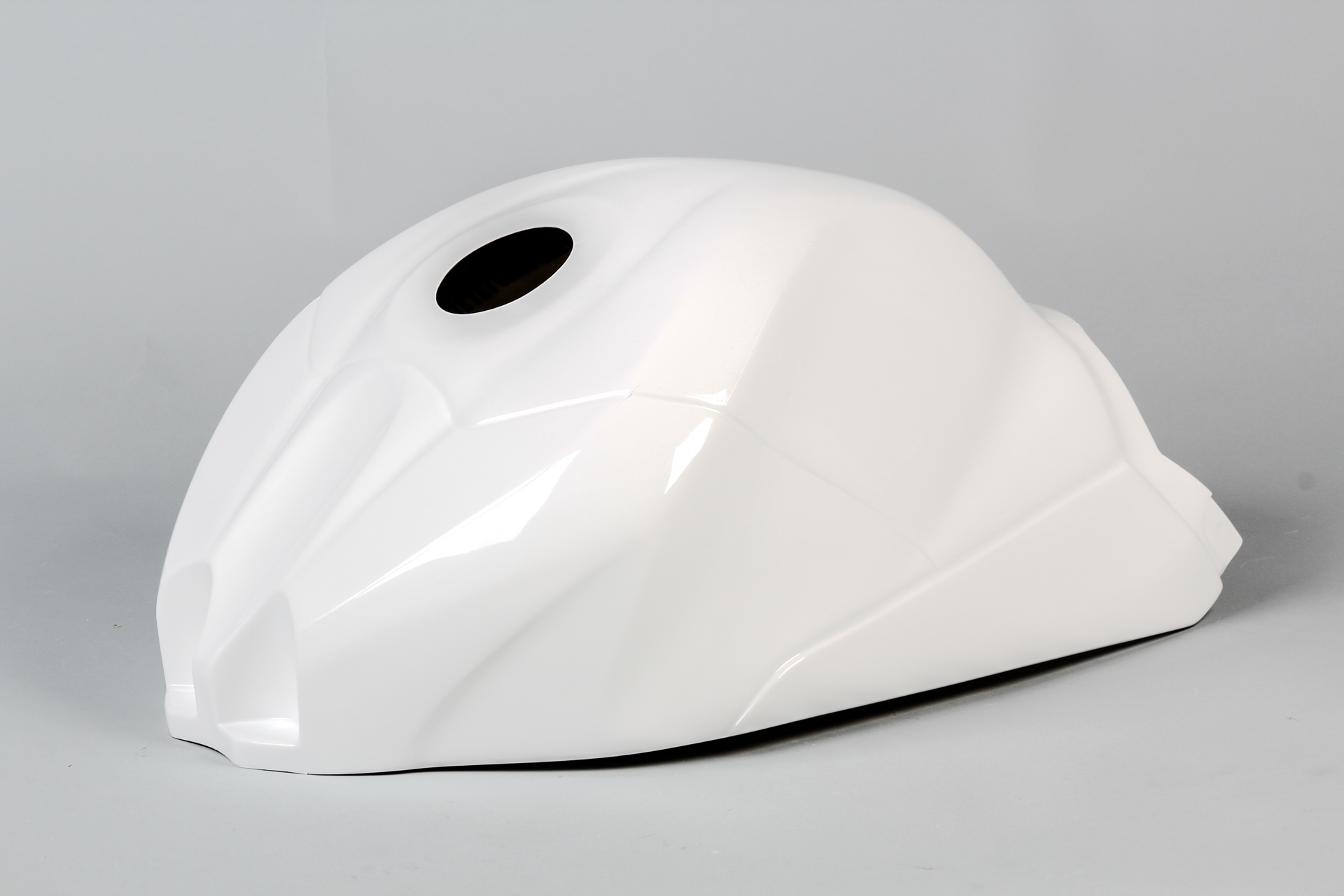 Cubre depósito completo Suzuki GSX-R 1000 2017-2023 fibra de vidrio