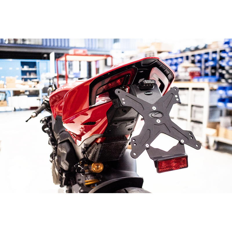 Porta matrícula Ducati Panigale V2 / V4 / V4S / Streetfighter V2/V4 2025