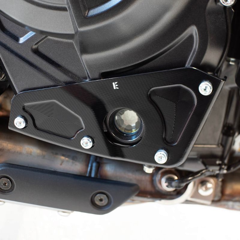 Protector  cárter derecho Suzuki GSX-8S / GSX-8R 2023-2025 / GSX-8T / GSX- 8TT