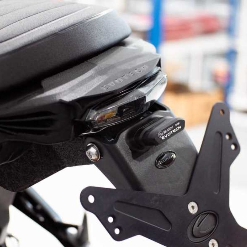 Porta matrícula Suzuki GSX-8T / GSX-8TT 2026-