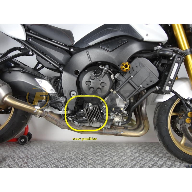 Quilla fibra de vidrio Yamaha FZ8 / Fazer 2010-2016 con kit de montaje
