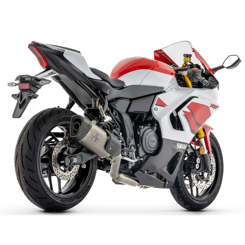 Kit completo racing con escape Pista titanio Yamaha YZF R7 2026