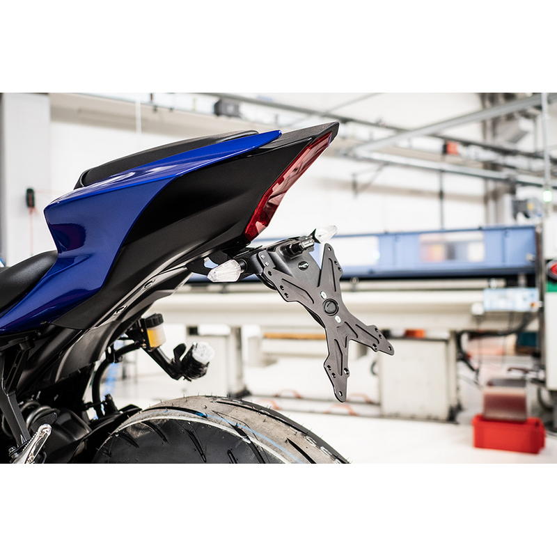 Porta matrícula Yamaha R7