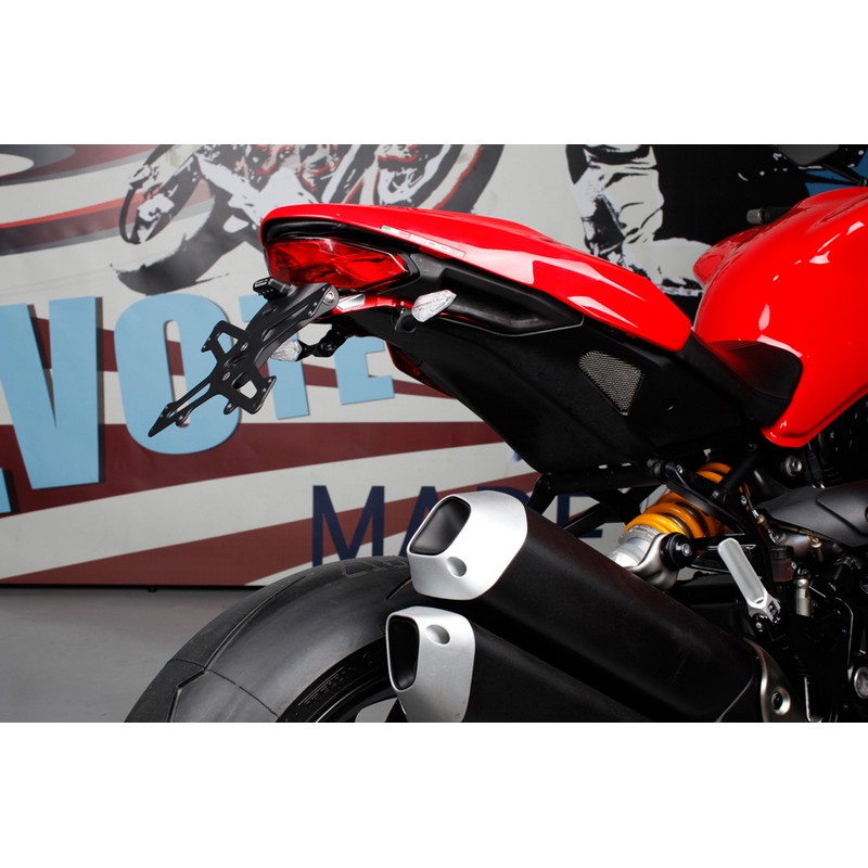 Porta matrícula Ducati Monster 1200 R
