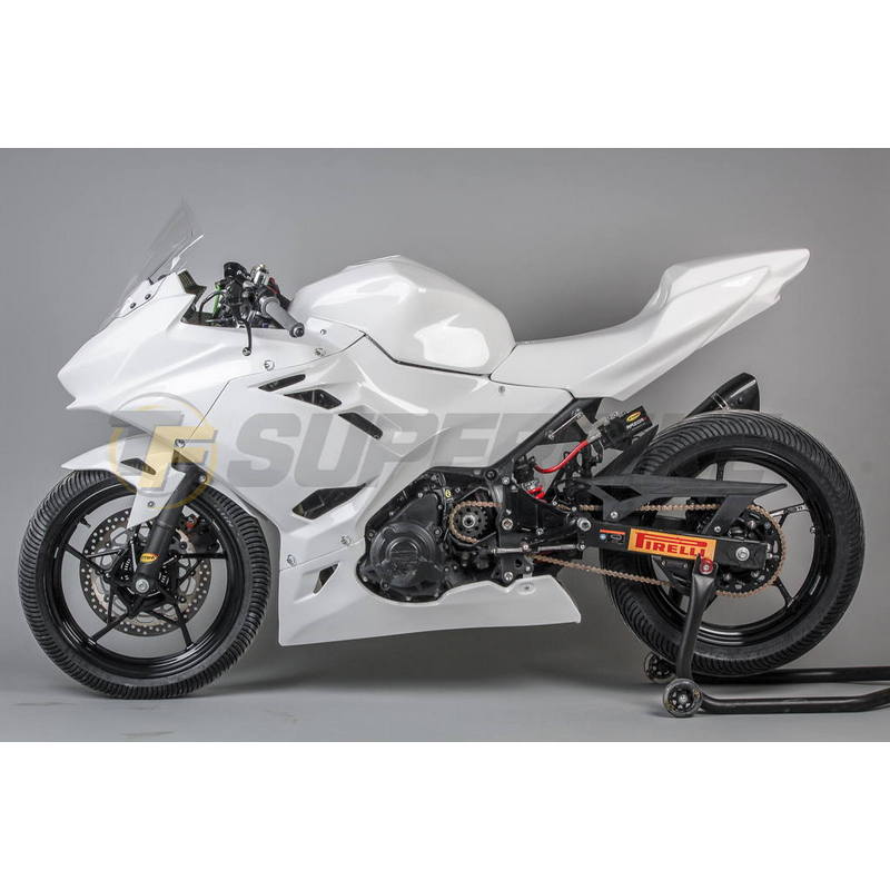 Carenado de fibra Kawasaki Ninja 400 2018-2023