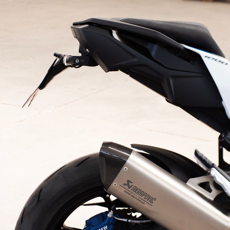 Porta matrícula BMW M1000XR 2024-2026