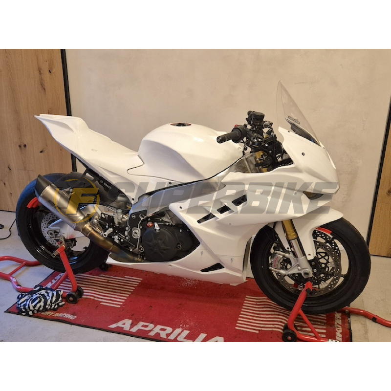 Kit transformación Aprilia Tuono V4 2013-2020 a Aprilia RSV4 2021-2024