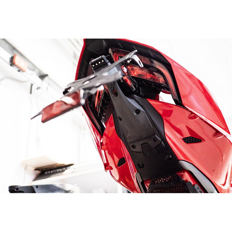 Porta matrícula Ducati Panigale V2 / V4 / V4S / Streetfighter V2/V4 2025
