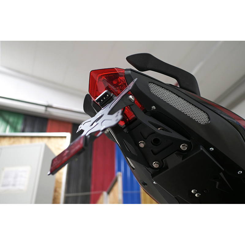 Porta matrícula Benelli BN125 2021-2024
