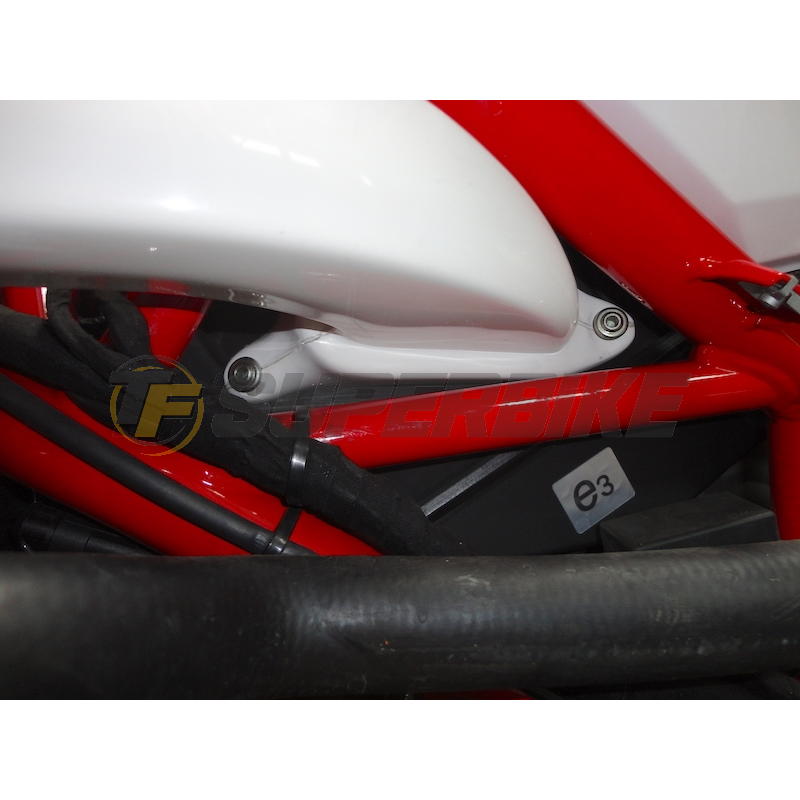 Tobera derecha fibra de vidrio Ducati 848 / 1098 / 1198