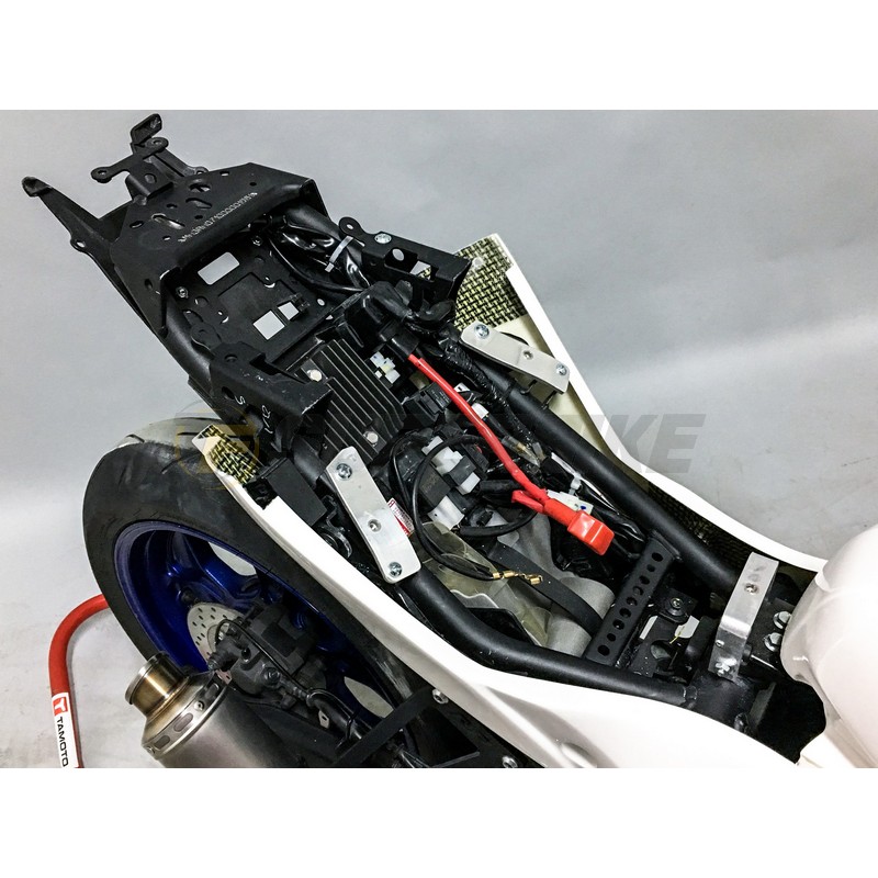 Parte izquierda bajo colín Yamaha R3 2015-2018