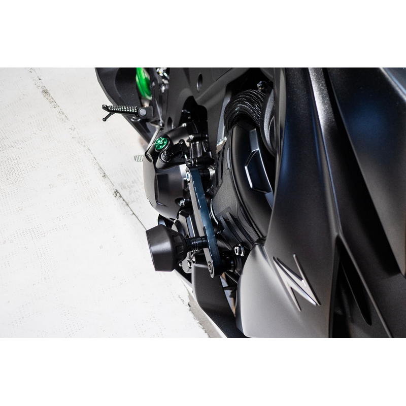 Protectores anti caída anti shock Street Defender Kawasaki Z1100 / Z1100 SE 2026+