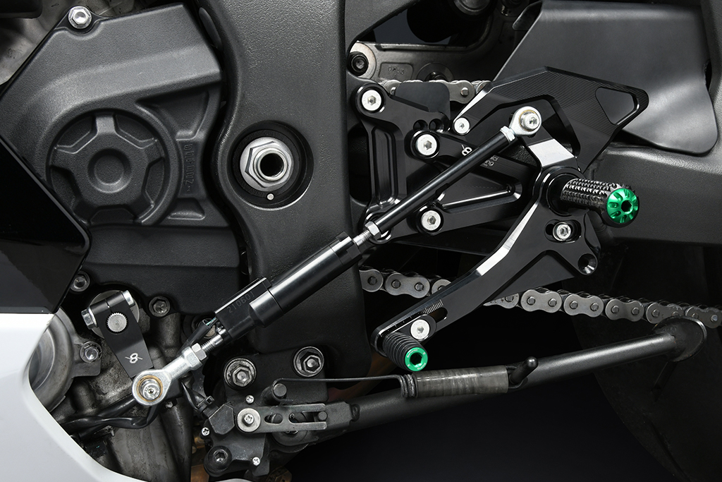 Estriberas regulables Kawasaki ZX-10R 2021-2025