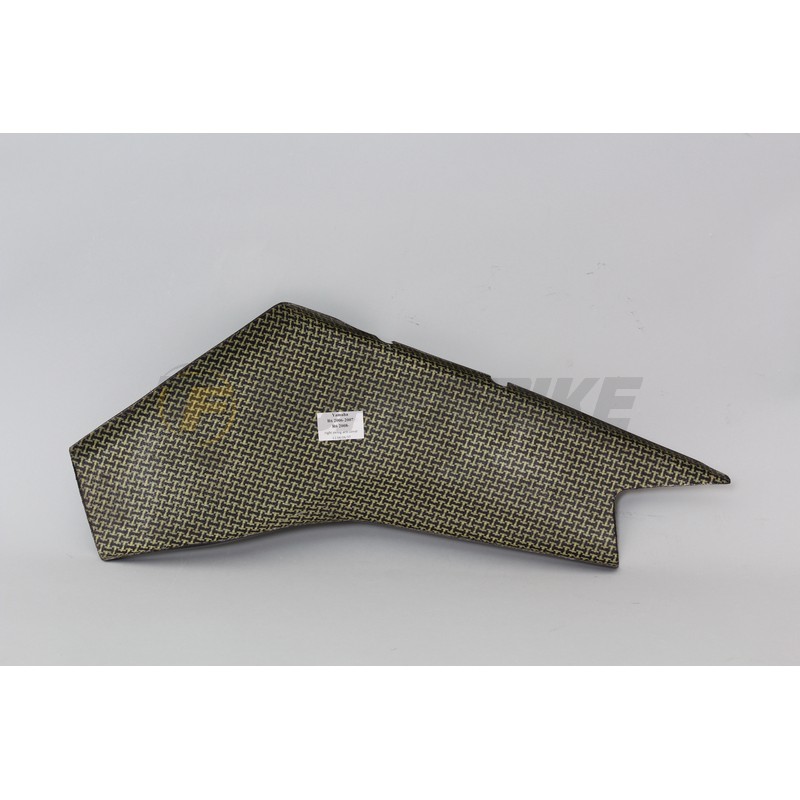 Protector basculante lado derecho Yamaha R6 2017-2025 fibra de carbono