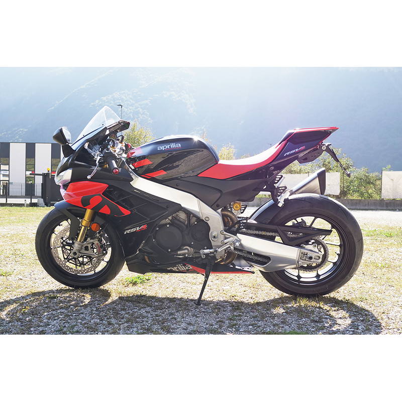 Porta matrícula Aprilia RSV4 2021-2026 / Tuono V4 2021-2026