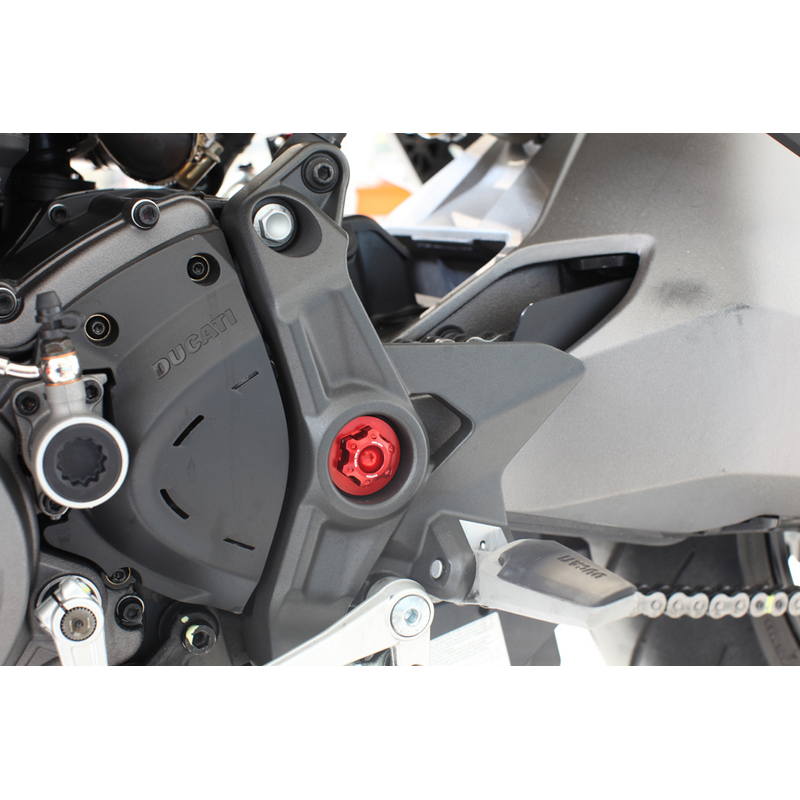 Tuerca ergal Thunderbolt eje basculante Ducati (M15x1,25)