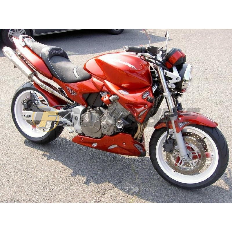 Quilla fibra de vidrio v2 Honda CB600F Hornet 1998-2006 con kit montaje