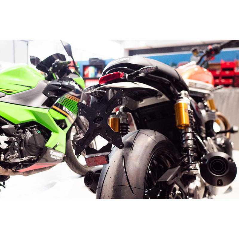 Porta matrícula Triumph Speed Twin 1200 RS 2025-
