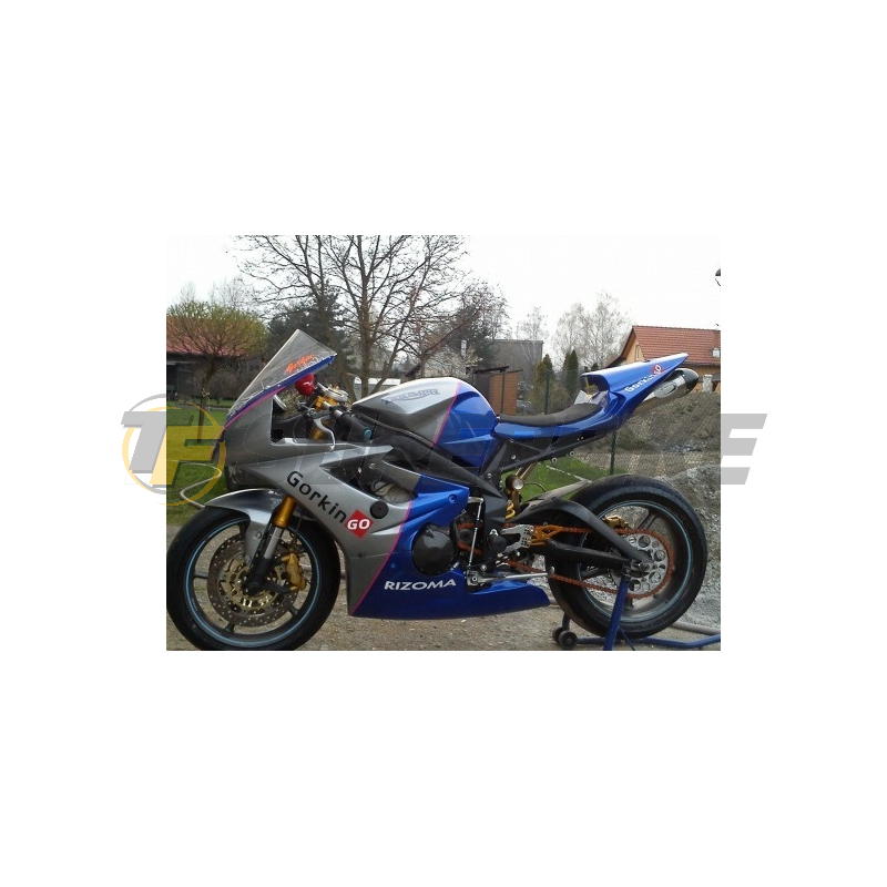 Guardabarros delantero fibra vidrio Triumph Daytona 675 2006-2012 / Street Triple 675 2007-2017