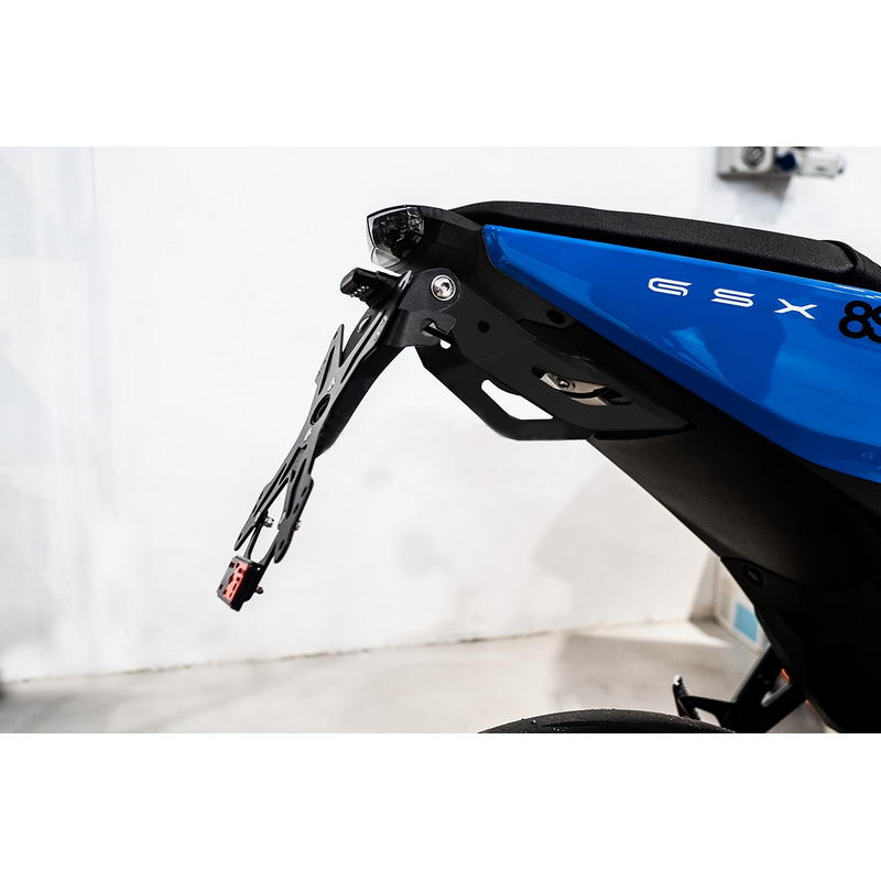 Porta matrícula Suzuki GSX-8S / GSX-8R