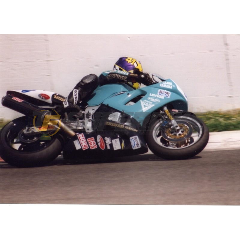 Carenado de fibra Yamaha R6 1999-2002 3 piezas colín racing